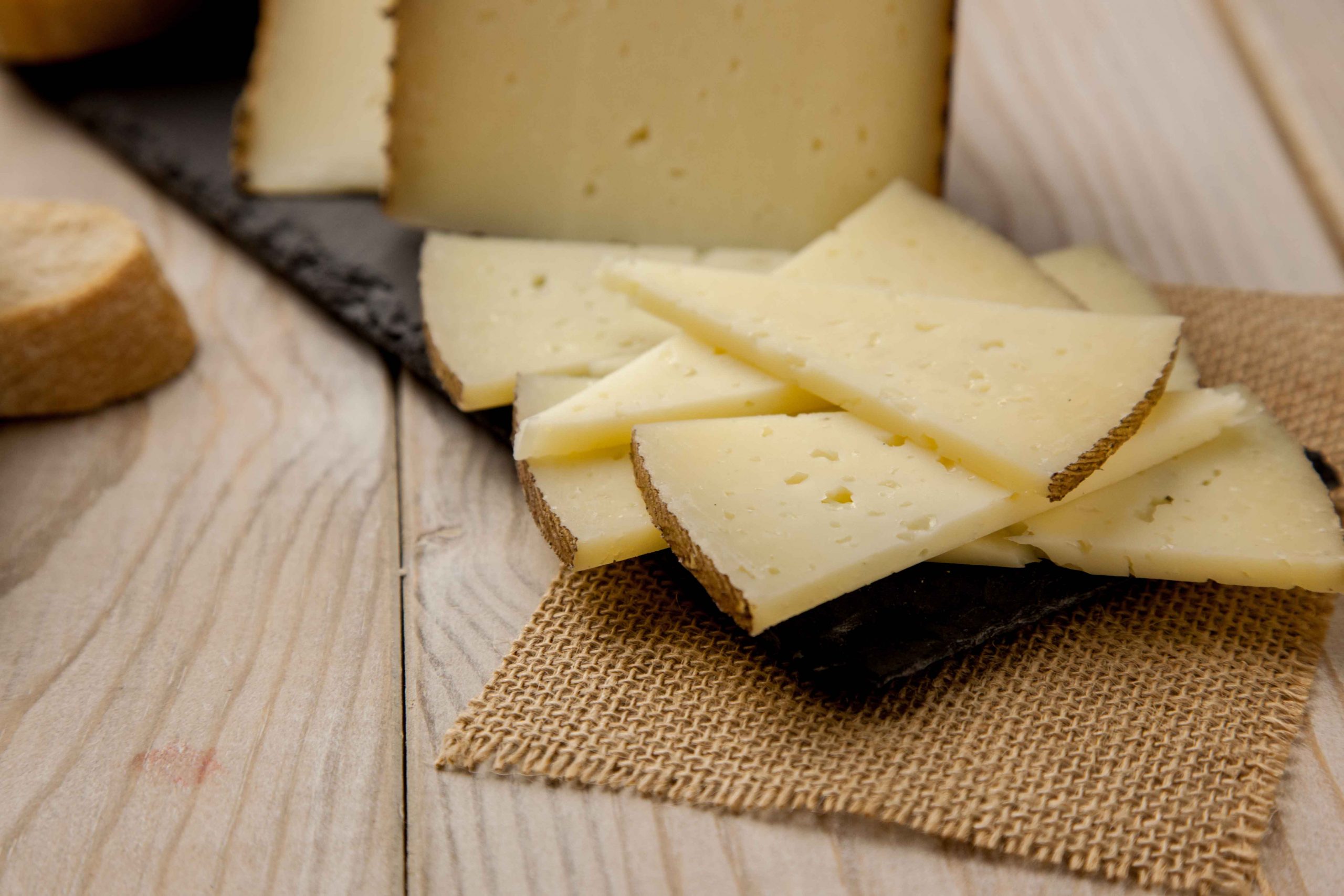 Pack de 12 cuñas de Tobar del Oso curado y semicurado 250 G - Imagen 4
